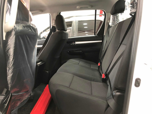 Imagen 6 de 11 de Toyota Hilux Pick Up
