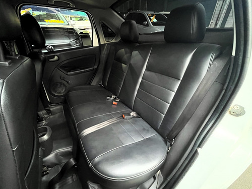 Ford Fiesta 1.6 MPI SEDAN 8V FLEX 4P MANUAL