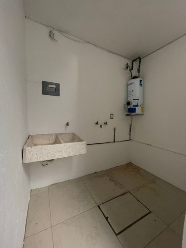 Imagen 16 de 18 de Casa En Renta/venta En Zibata!!!