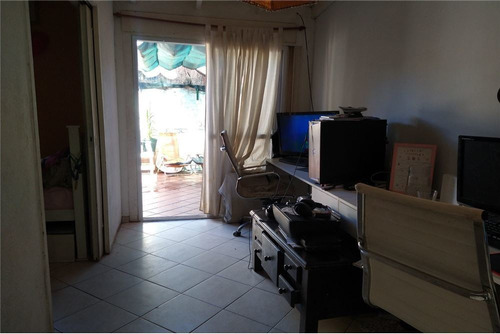 Imagen 4 de 23 de Venta Ph 3 Amb C/patio En Caseros (permuta)