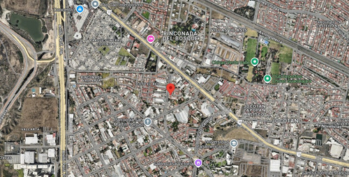 Casa En Remate Bancario En Calz. De Los Pirules, Granja, Zapopan, Jalisco (60% Descuento, Excelente Plusvalía) ¡gran Oportunidad De Inversión! - Sk12