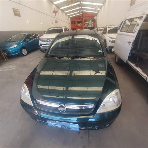 Chevrolet Corsa Sedan Premium 1.0 Gasolina Manual