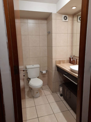 Se Vende Excelente Loft, Bodega, A Pasos Metro Manuel Montt