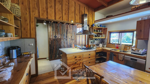 Casa De 315 M2 En Parcela De 5000 M2 En Sector Candelaria