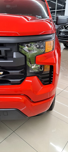 Chevrolet Silverado 5.3 V8 Custom Doble Cabina 4X4 At