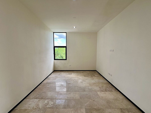 Casa Residencial En Venta, Privada Gaviones. Entrega Inmediata