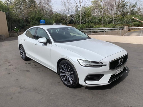 Imagen 2 de 14 de Volvo S60 Ii B4 Momentum 2022