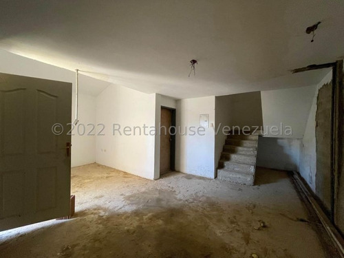 Imagen 6 de 8 de Casa En Venta Con Amplia Parcela De Terreno En Conjunto Privado #22-23265 04146954944