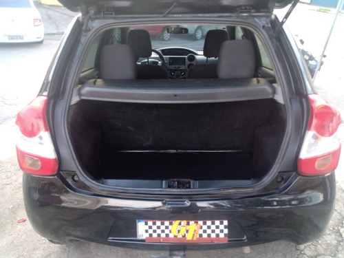 Imagem 8 de 10 de Toyota Etios 1.3 X 16v Flex 4p Manual