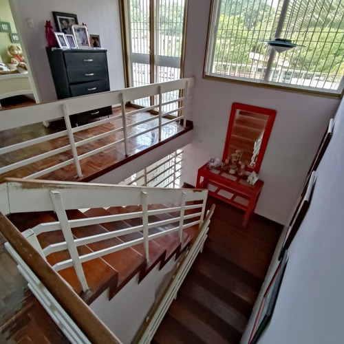 Imagen 7 de 13 de Urb. Prados Del Este, Casa En Venta.