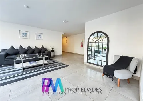 Departamento En Venta De 2 Dorm. En La Reina