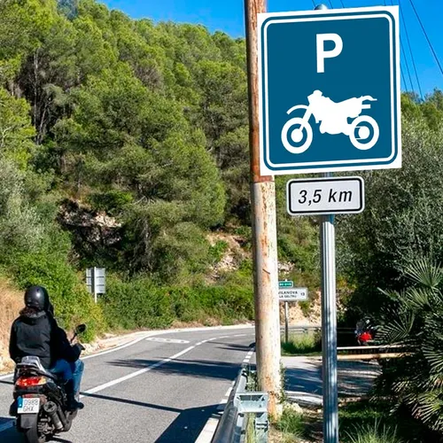 Aviso Parqueadero Para Motos Lona Sim06 Estacionamiento Dd8p