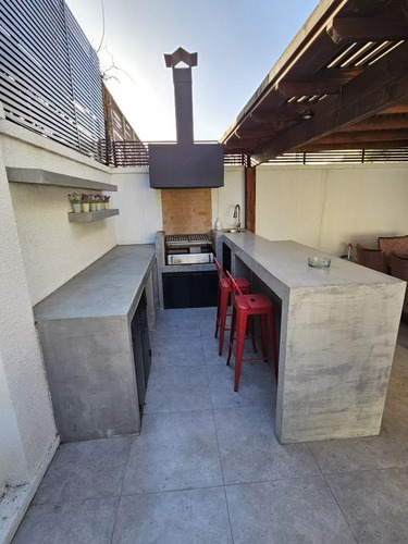 Preciosa Casa Ramon Laval 1465, La Reina