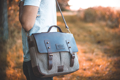 Morral De Cuero Y Canvas Vintage Portanotebook Fabrica