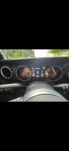 Jeep Wrangler 3.6 Unlimited Sahara 4x4 At