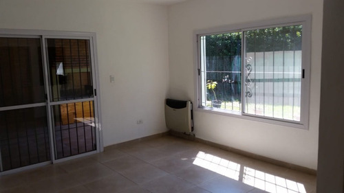 Imagen 2 de 8 de Venta De Ph En Villa General Belgrano - Dep0034