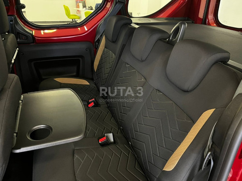 Imagen 18 de 22 de Renault Kangoo Ii Stepway 1.6 Stock Fisico (ba)