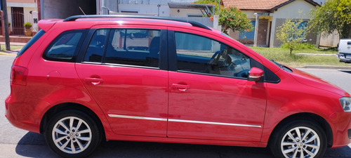 Volkswagen Suran 1.6 Highline 101cv