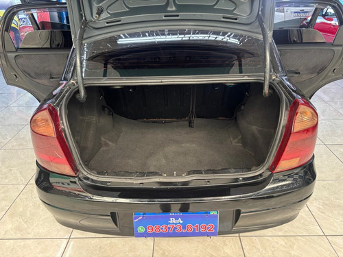 Chevrolet Corsa 1.4 MPFI MAXX SEDAN 8V FLEX 4P MANUAL