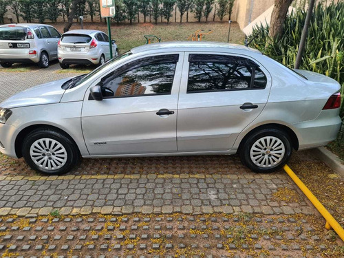 Volkswagen Voyage 2015 1.6 Msi Trendline Total Flex 4p