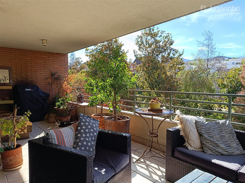 Departamento En Venta De 3 Dorm. En Lo Barnechea