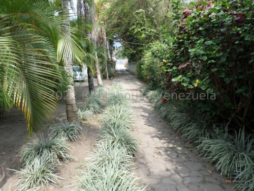 Imagen 27 de 30 de Casas En Venta El Manzano Barquisimeto 22-23834 /m