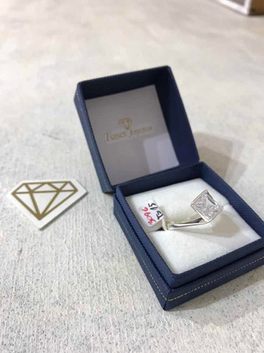 Anillo En Plata 925 Con Circonia Cuadrada. Varios Talles. Tj