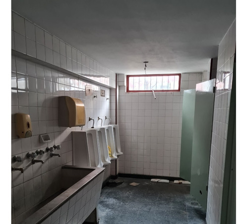Imagen 20 de 20 de Deposito De 2200 M2