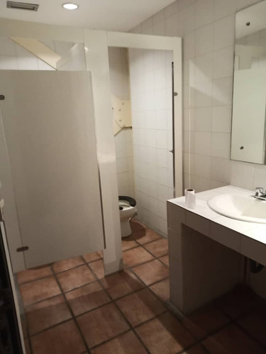 Imagen 7 de 27 de Oportunidad Edificio Comercial En Prados Del Este