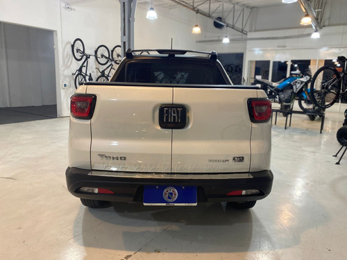 Fiat Toro 2.0 Freedom 4x4 At