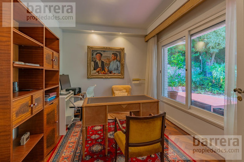 Exclusivo Chalet En Los Troncos: 4 Dormitorios Con Terreno Único