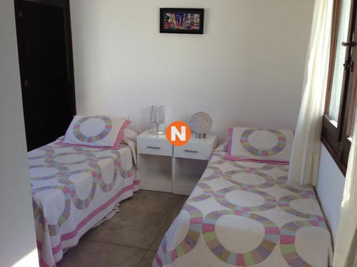Casa En Venta, Rincón Del Indio, Punta Del Este, 4 Dormitorios.- Ref: 208745