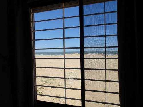 Peco En Punta Del Diablo