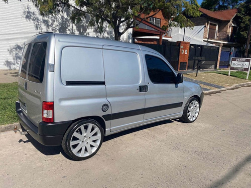Imagen 4 de 5 de Peugeot Partner 2017 1.4 Furgon Confort