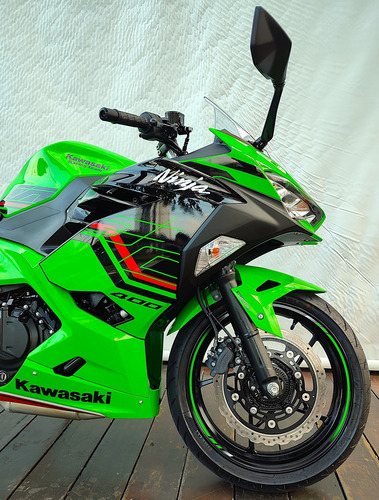 Kawasaki Ninja 400 Krt Réplica