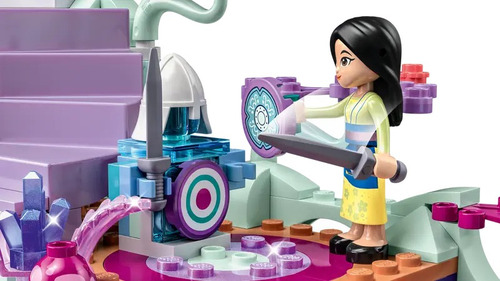 Kit Construcción Lego Disney Casa Del Árbol Encantada 43215 Cantidad de piezas 1016