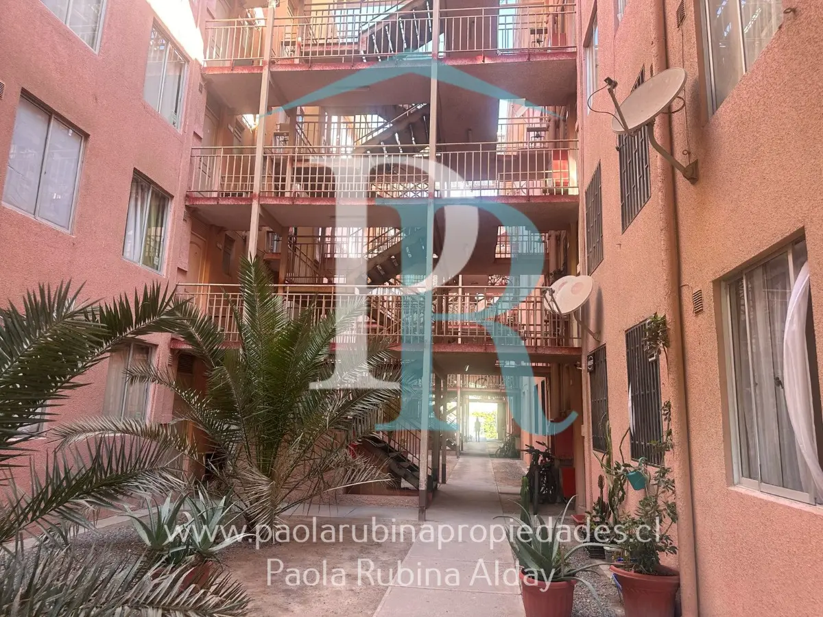 Imagen 1 de 8 de Departamento Av. Copayapu