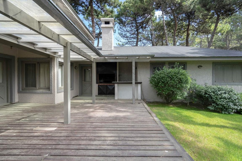 Imagen 14 de 16 de Casa En Venta - 5 Ambientes - Pinamar Norte