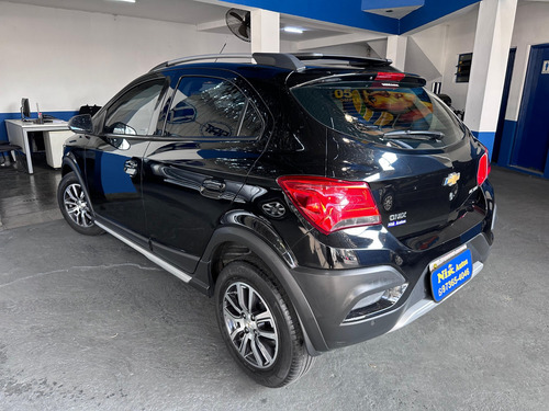 Chevrolet Onix 1.4 MPFI ACTIV 8V FLEX 4P AUTOMÁTICO