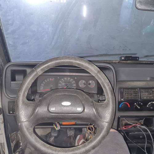 Imagem 13 de 14 de Ford Xr3