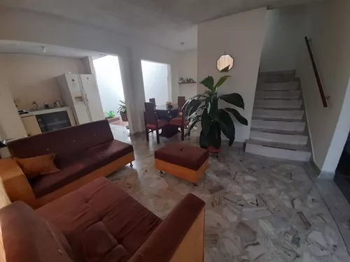 Barrio Las Acacias - Casa En Venta