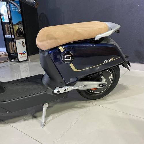 Imagen 15 de 16 de Moto Eléctrica Super Soco Cux Cblue