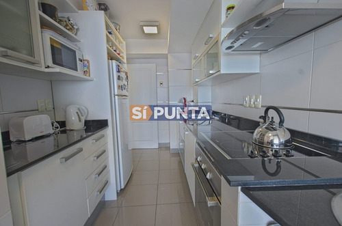 Imagen 11 de 26 de Apartamento En Edificio Con Servicios