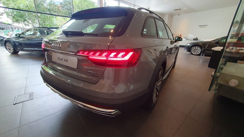 Imagen 6 de 25 de Audi A4 Quattro Rural Allroad 2022 2.0 245cv 2021 Audibsas