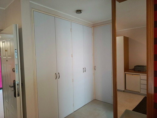 Town House En Venta Urb. El Peñón Baruta