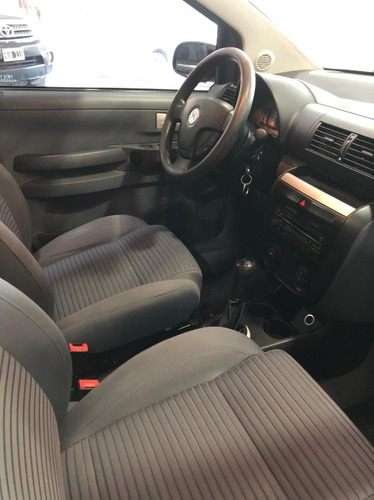 Volkswagen Suran 1.6 I Highline 60d 2008
