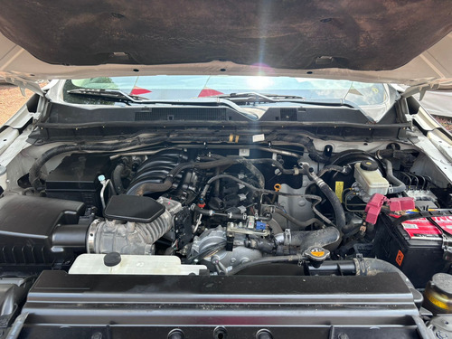 Nissan NP300 2.5 SE Paq Seguridad Mt