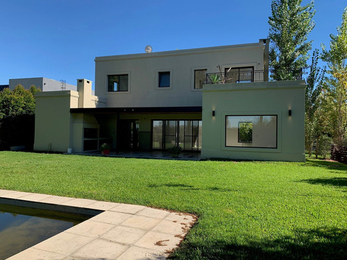 Casa En Venta Ubicado En San Isidro Labrador, Villanueva (tigre)
