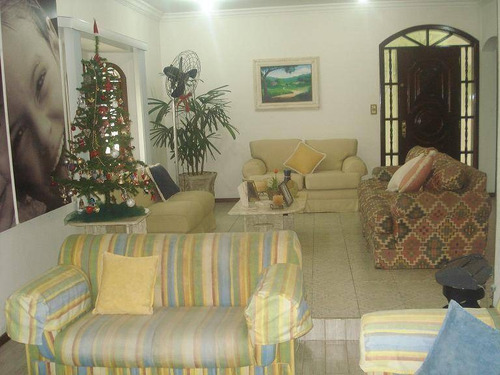 Casa Com 3 Dormitórios À Venda, 296 M² Por R$ 950.000,00 - Condomínio Country Club - Arujá/sp - Ca0393