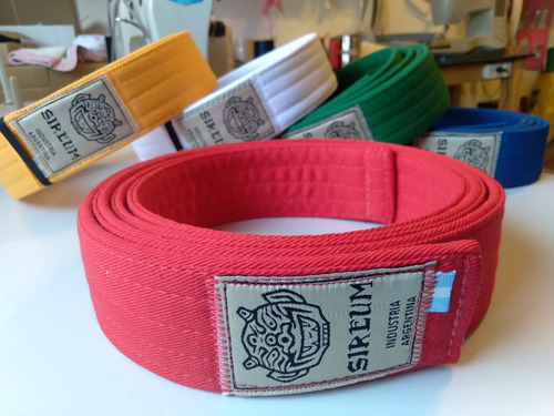 Cinturón De Taekwondo Infantil (+puntas De Regalo) Sireum Rojo C/ Puntas Negras 180 Cm